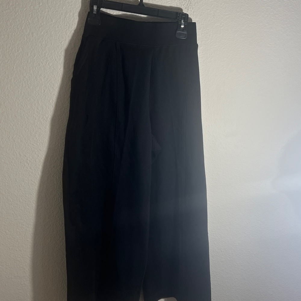 Pact women’s Organic Airplane Pintuck
Wide Leg Pant Sz XL Black SOFT TRAVEL - Picture 6 of 11